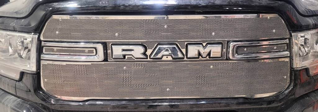SS GRILLE SCREEN 19-23 RAM 2500/3500 BIG HORN
