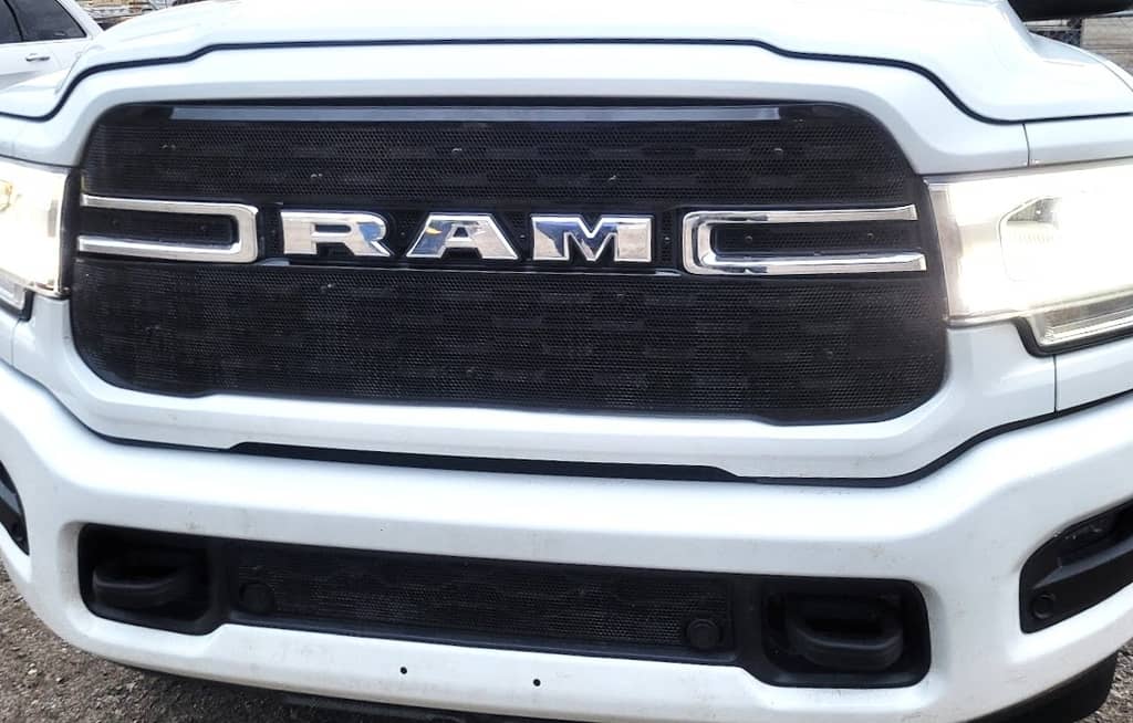 BK GRILLE/BUMPER SCREEN 19-23 RAM 2500/3500 BIG HORN