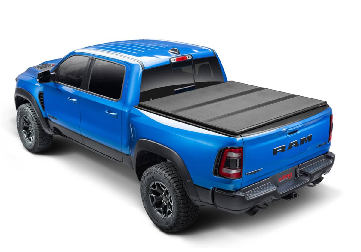 SOLID FOLD ALX BOX COVER 19-26 RAM 1500 6'4" WITHOUT RAMBOX
