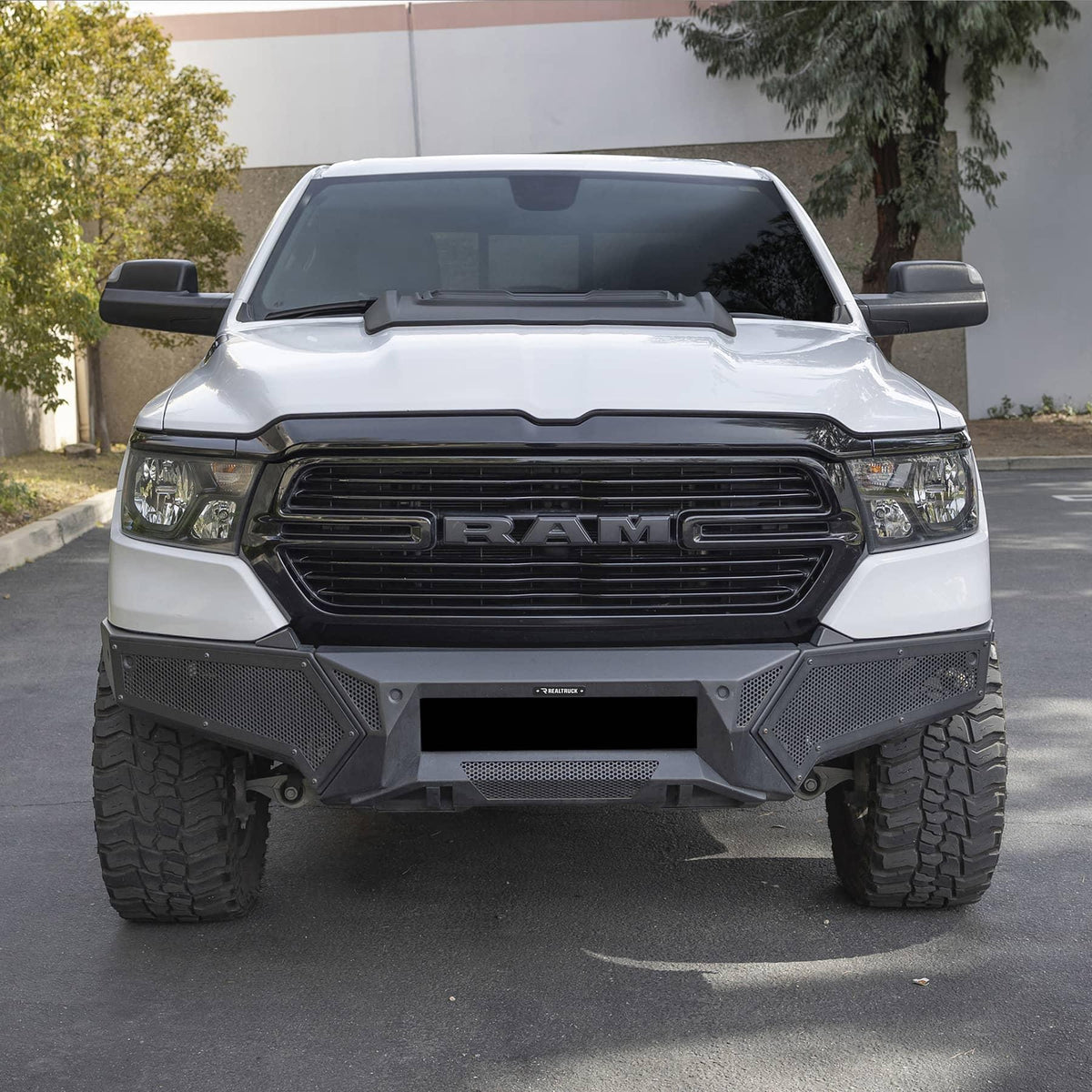 ELEMENT FRONT BUMPER 19-24 RAM 1500