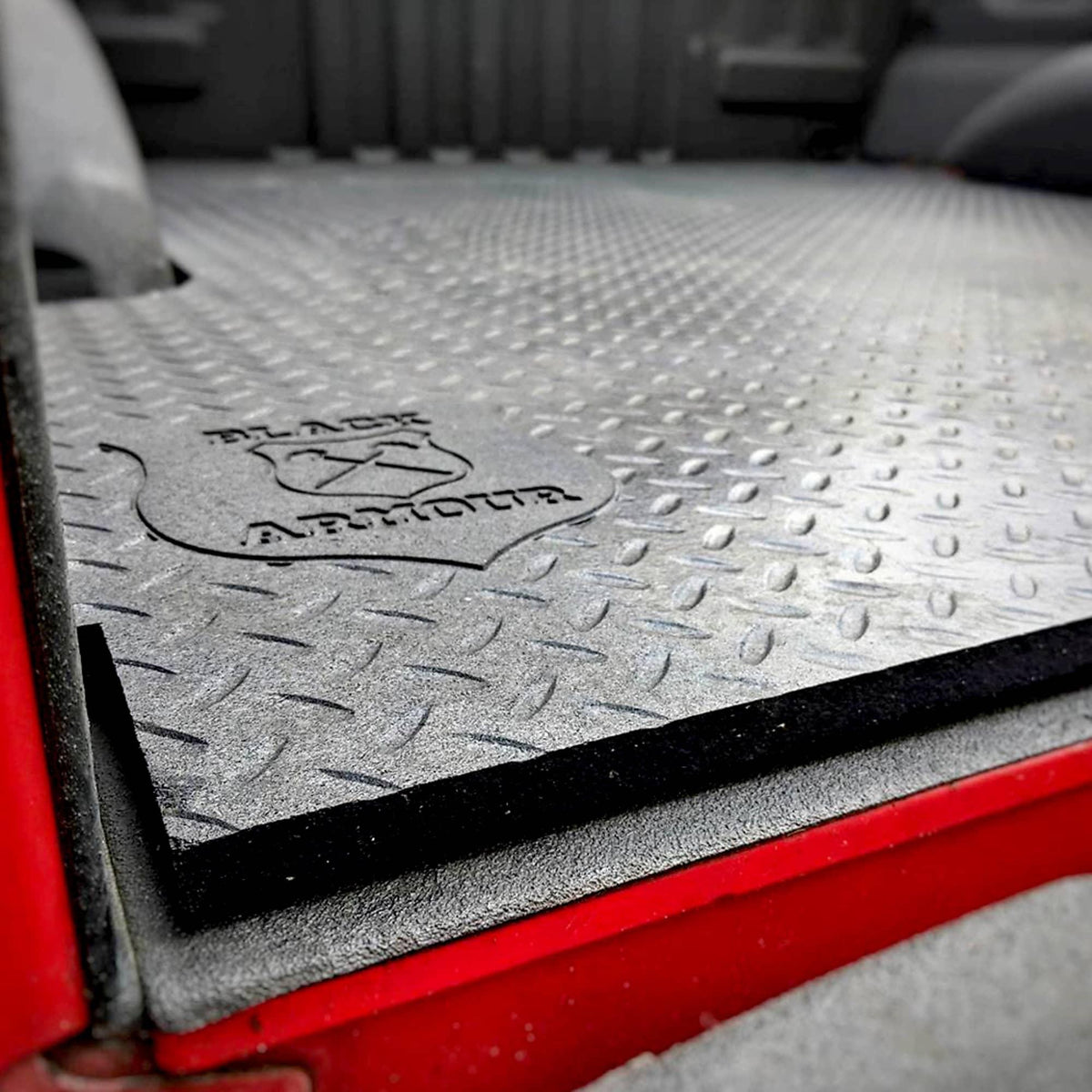 BED MAT 20-26 GM HD 8'