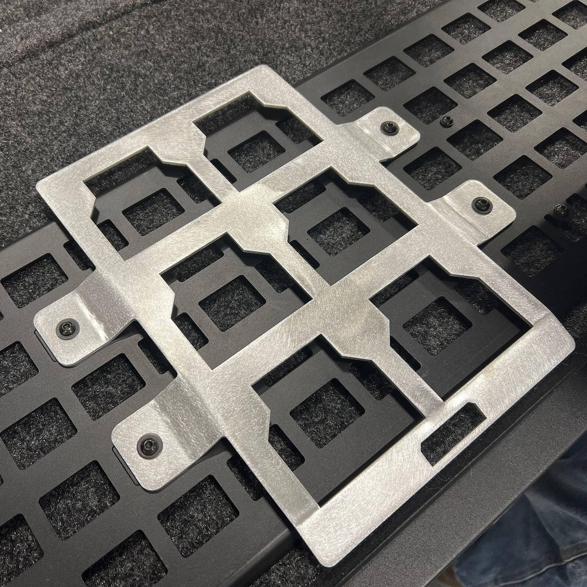 COMPACT MOLLE BRACKET FOR MILWAUKEE PACKOUT SYSTEM