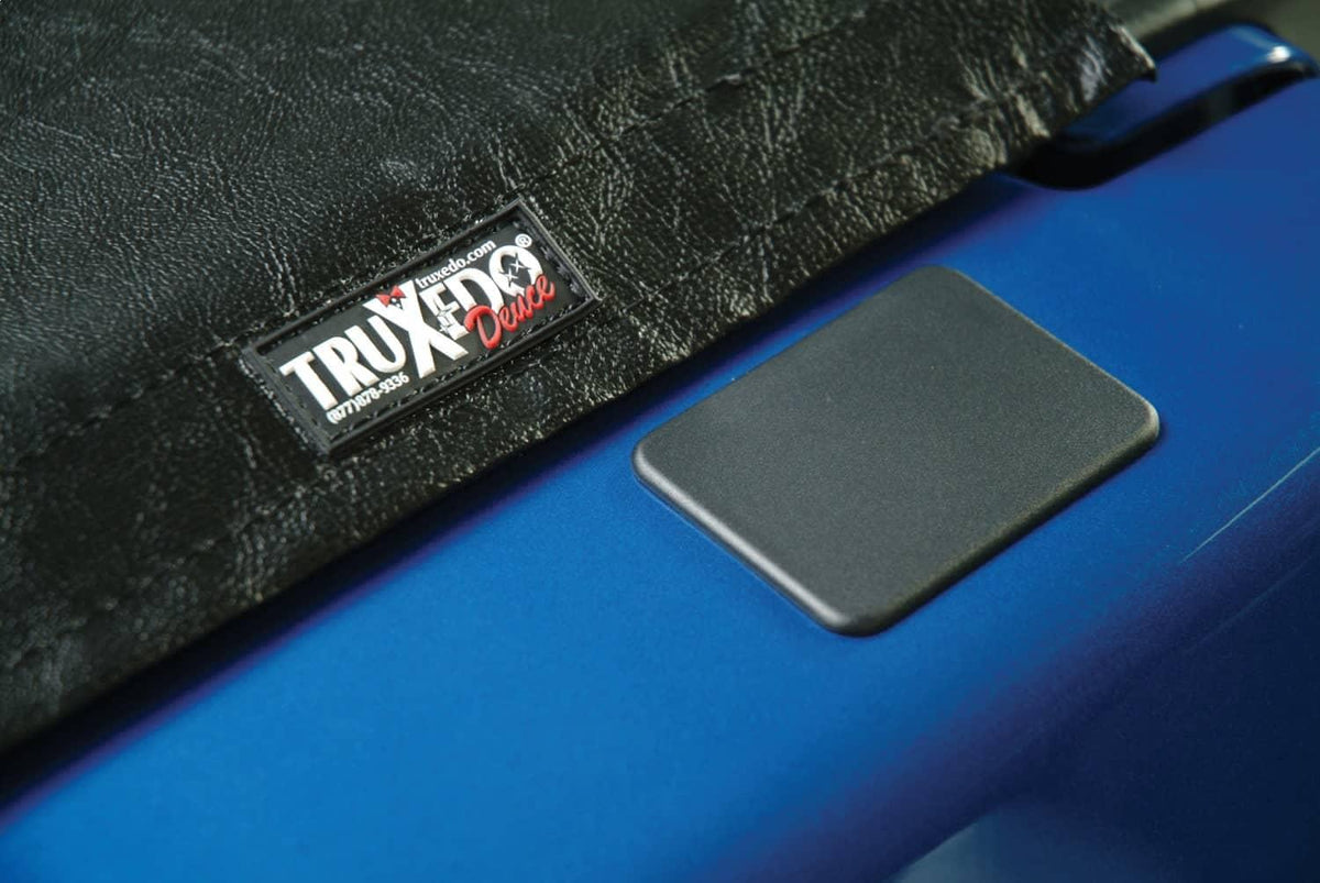 STAKE POCKET COVERS 99-13 GM 4PK