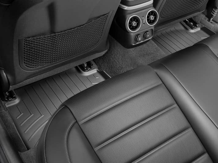 REAR FLOOR LINER 18-23 STINGER