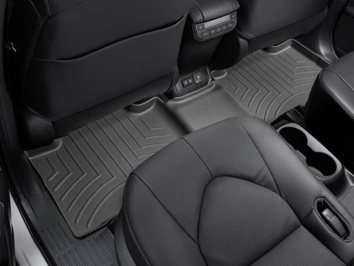 2ND ROW FLOOR LINER 20-26 HIGHLANDER (EXC HYBRID)