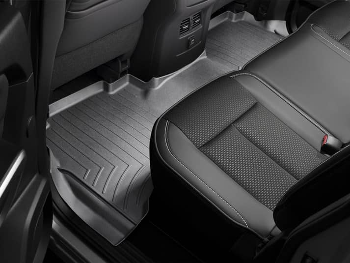 REAR FLOOR LINER 17-24 TITAN/16-24 TITAN XD CREW CAB